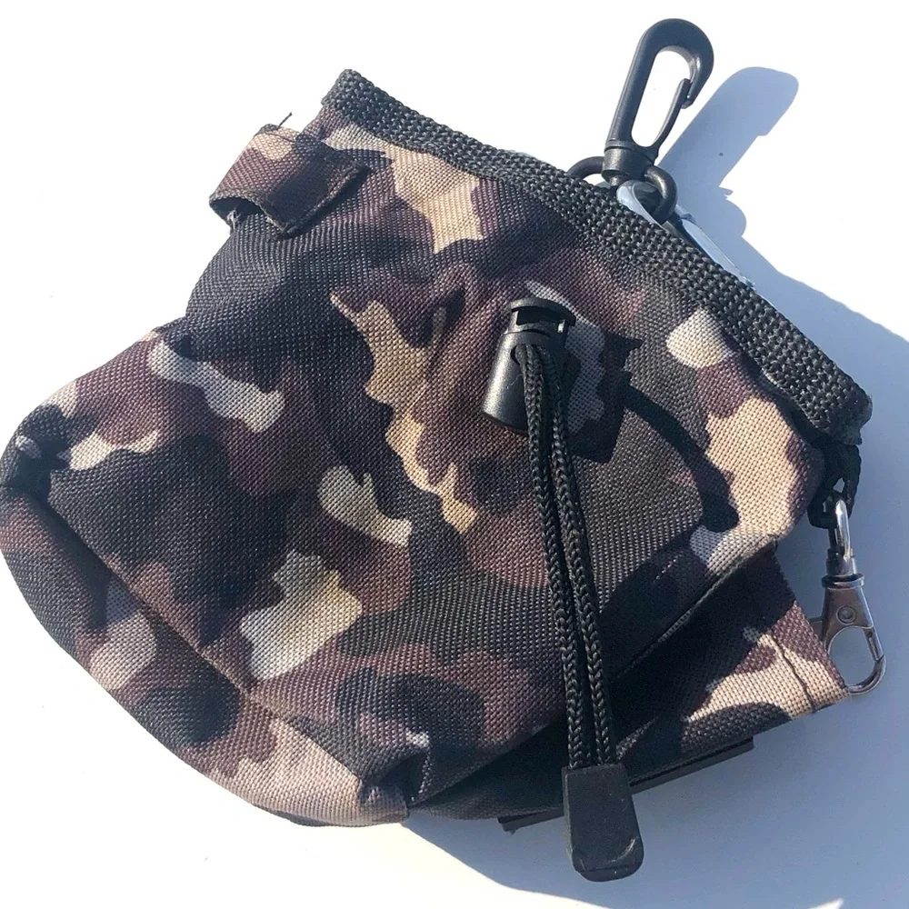 Clix Dog Treat Trailer Bag Clip On